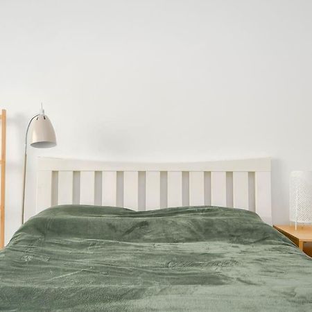 New Modern Apartment In City Center Bratislava Exterior photo